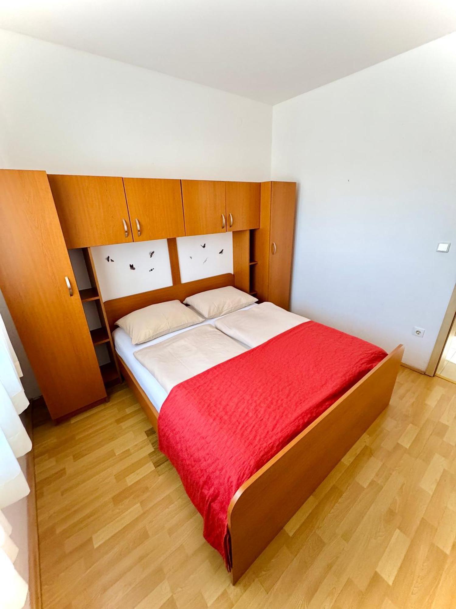 Apartments Elvira Драге Экстерьер фото