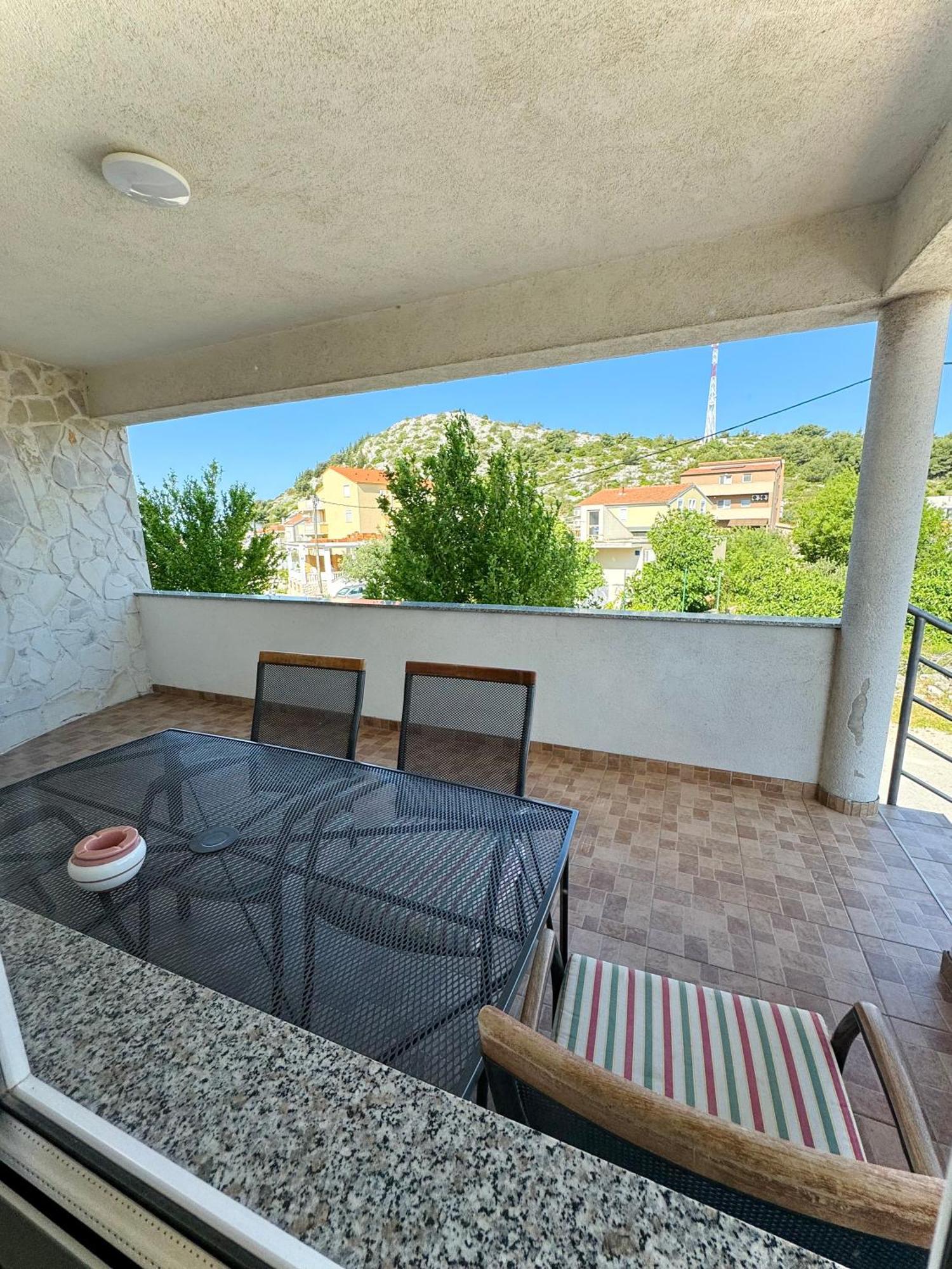 Apartments Elvira Драге Экстерьер фото